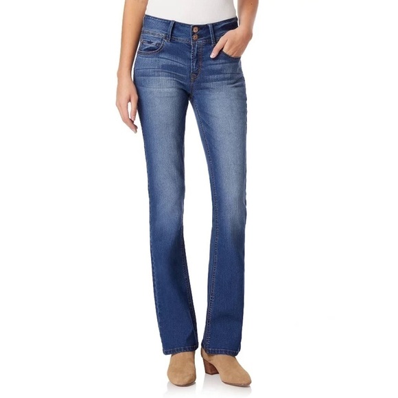 Wallflower Denim - Juniors' WallFlower Insta Stretch® Luscious Curvy Bootcut Jeans